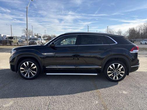 2023 Volkswagen Atlas Cross Sport 3.6L V6 SEL Premium R-Line