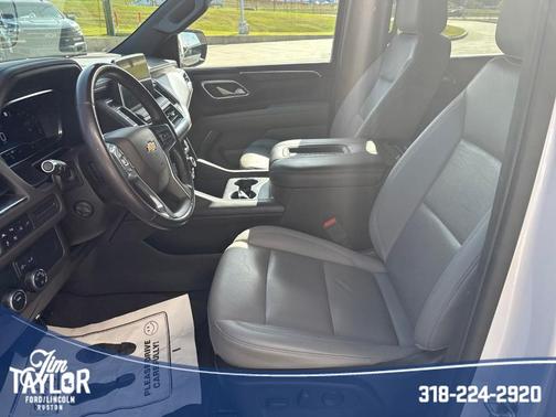 2022 Chevrolet Suburban LT