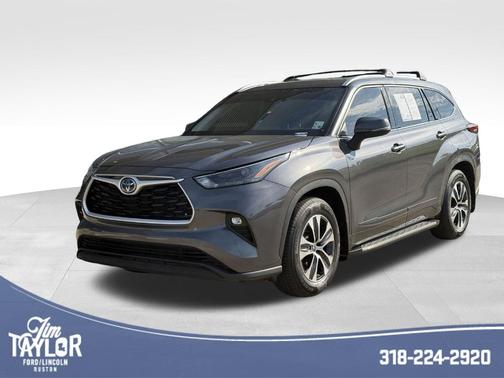 2022 Toyota Highlander Hybrid XLE