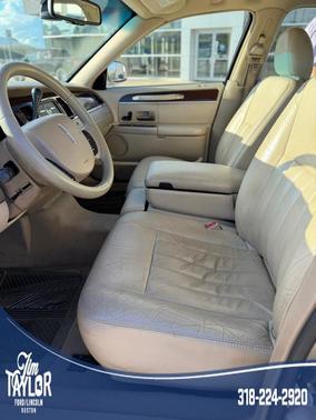 2007 Lincoln Town Car Signature