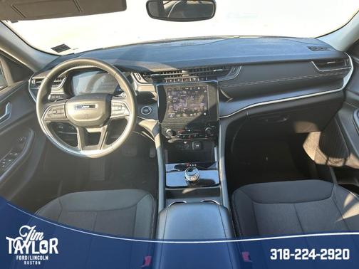 2024 Jeep Grand Cherokee Laredo