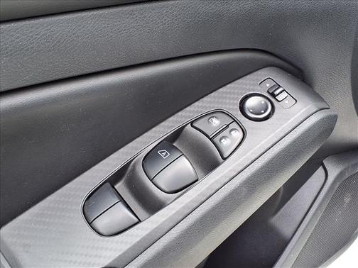 Glacier White 2023 Nissan Altima S FWD