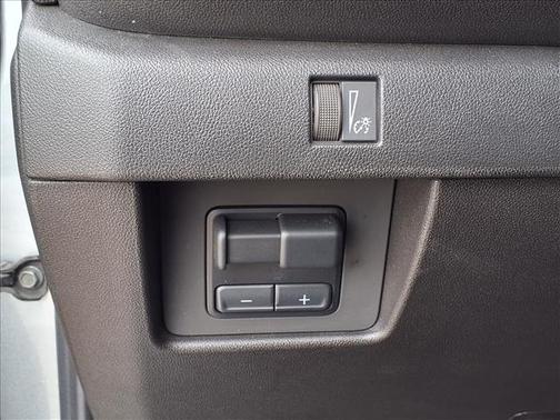 Sterling Gray Metallic 2025 Chevrolet Colorado Trail Boss