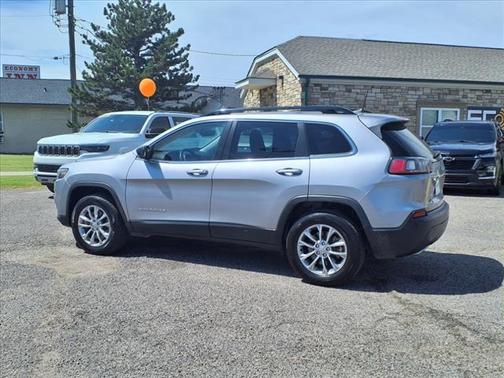 2022 Jeep Cherokee Latitude Lux