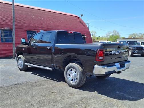 2025 RAM 2500 Tradesman Crew Cab 4x4 6'4' Box