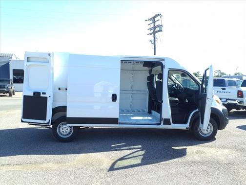 2025 RAM ProMaster 2500 Tradesman
