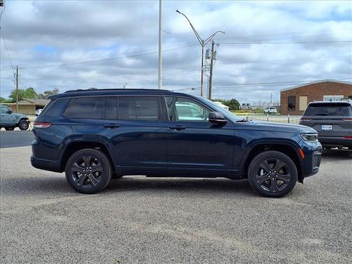 Fathom Blue Pearlcoat 2027 Jeep Grand Cherokee L Limited