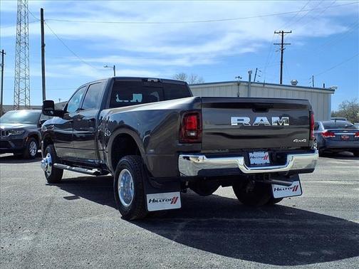 2026 RAM 3500 Tradesman Crew Cab 4x4 8' Box