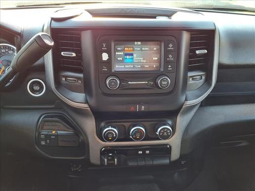 2019 RAM 2500 Tradesman Crew Cab 4x4 8' Box