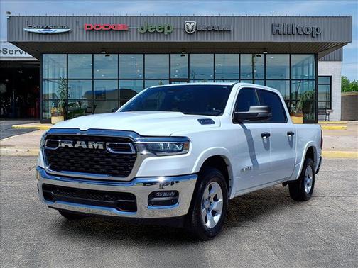 Bright White Clearcoat 2025 RAM 1500 Big Horn/Lone Star