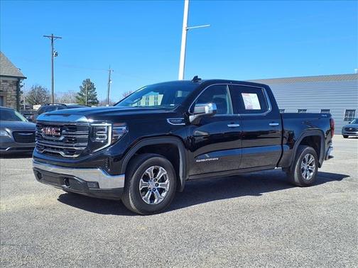 2025 GMC Sierra 1500 SLT