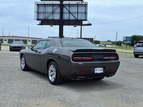 Granite Pearlcoat 2023 Dodge Challenger SXT