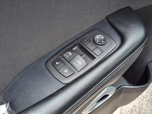 Granite Pearlcoat 2023 Dodge Challenger SXT