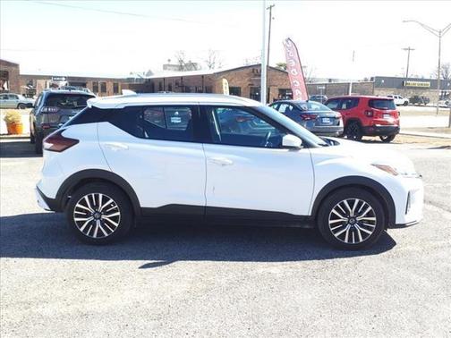 2021 Nissan Kicks SV