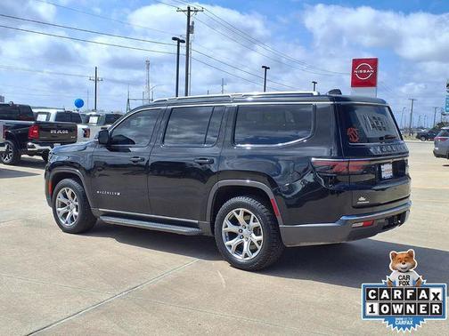 Diamond Black Crystal Pearlcoat 2022 Jeep Wagoneer Series II 4x4