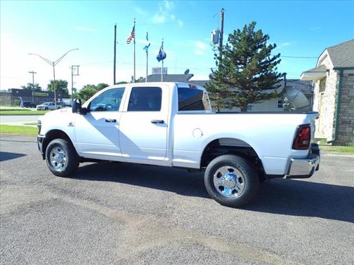 2025 RAM 2500 Tradesman Crew Cab 4x4 6'4' Box