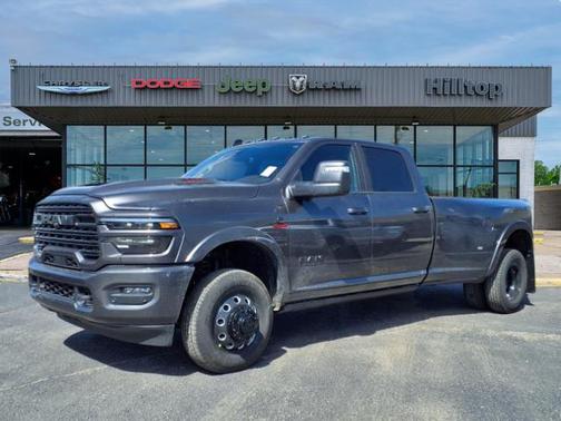 2025 RAM 3500 Limited Crew Cab 4x4 8' Box