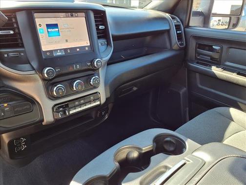 2024 RAM 3500 Tradesman Crew Cab 4x4 8' Box