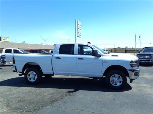 2025 RAM 2500 Tradesman Crew Cab 4x4 6'4' Box