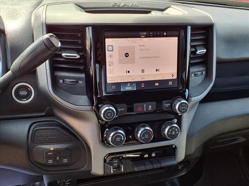 2025 RAM 2500 Tradesman Crew Cab 4x4 6'4' Box