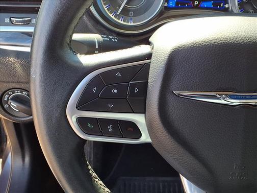 2019 Chrysler 300 Touring