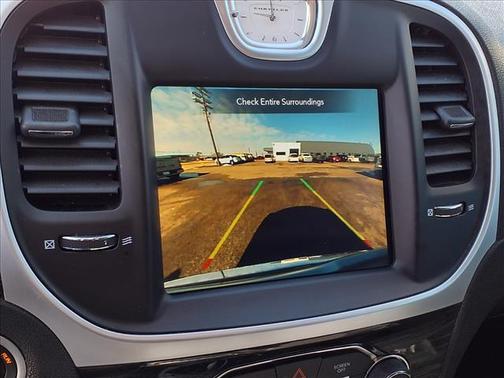 2019 Chrysler 300 Touring