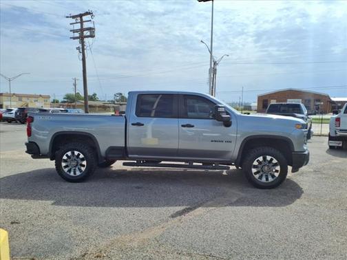 2024 Chevrolet Silverado 2500 Custom