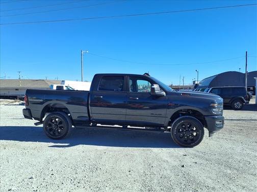 2026 RAM 2500 Big Horn Crew Cab 4x4 6'4' Box