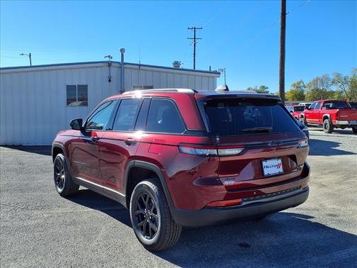 2025 Jeep Grand Cherokee Altitude
