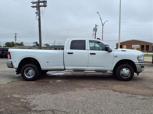Bright White Clearcoat 2024 RAM 3500 Tradesman Crew Cab 4x4 8' Box
