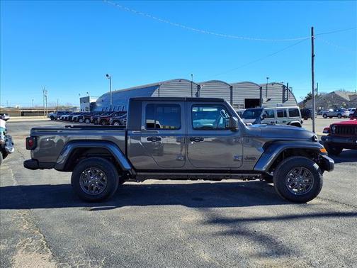 2026 Jeep Gladiator Sport S