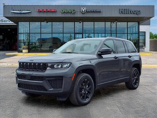 Baltic Gray Metallic Clearcoat 2026 Jeep Grand Cherokee Altitude