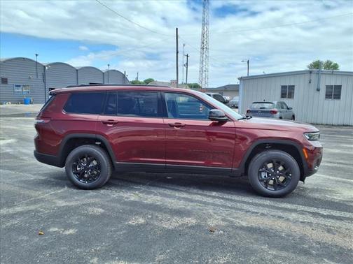 2025 Jeep Grand Cherokee L Altitude