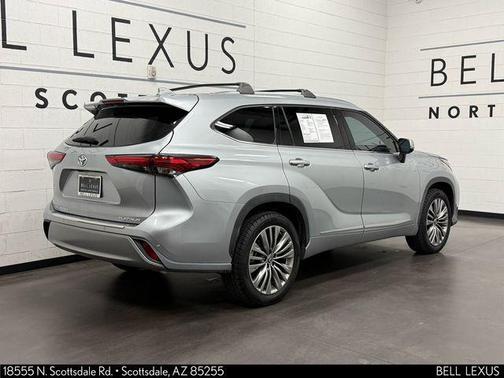 Celestial Silver Metallic 2020 Toyota Highlander Platinum