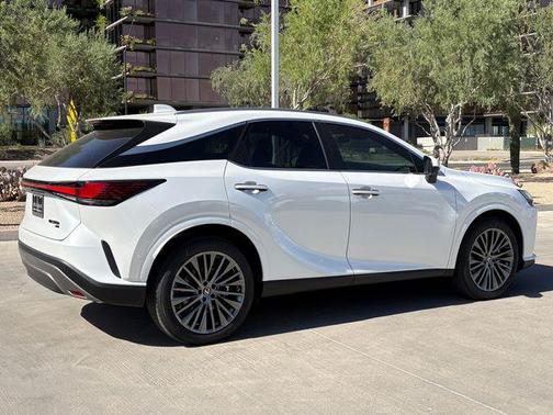 Eminent White Pearl 2026 Lexus RX 350 Luxury