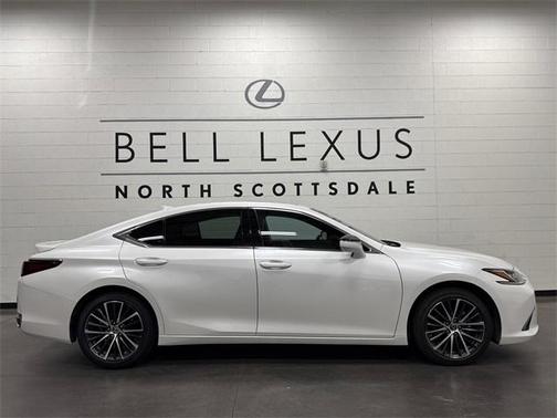 2024 Lexus ES 300h Base