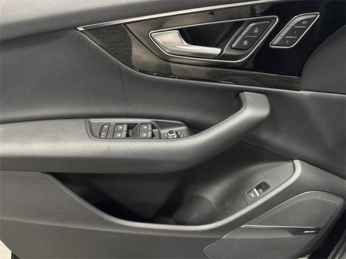 2019 Audi Q7 55 Prestige