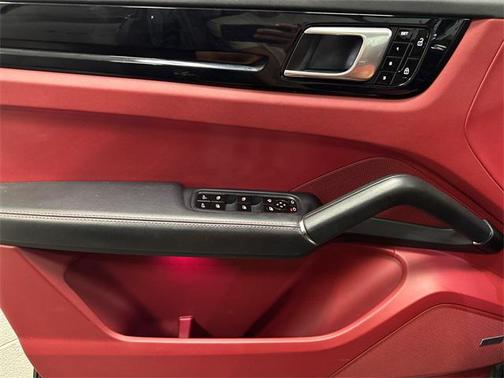 2020 Porsche Cayenne Base
