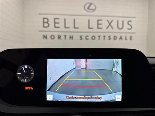 2025 Lexus ES 300h Base