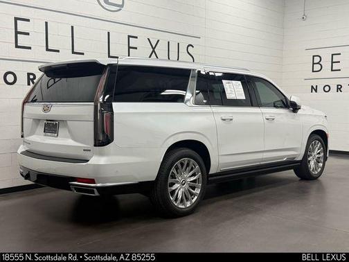 2023 Cadillac Escalade ESV Premium Luxury