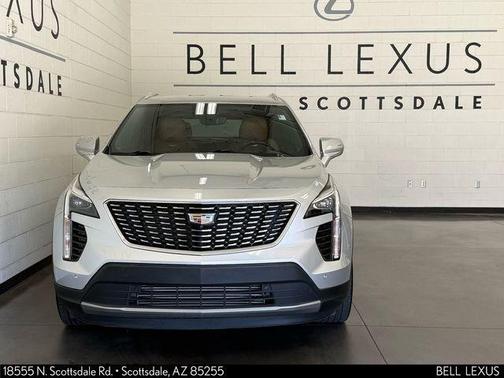 Radiant Silver Metallic 2019 Cadillac XT4 Premium Luxury