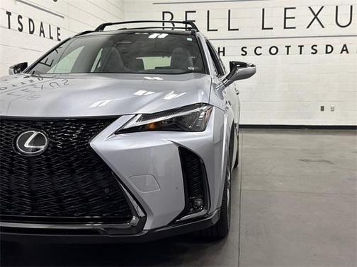 2025 Lexus UX 300h F SPORT Design