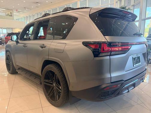 Manganese Luster 2026 Lexus LX 700h F SPORT Handling