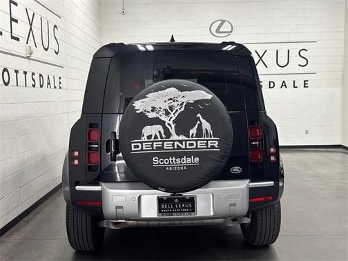 2022 Land Rover Defender 90 Standard