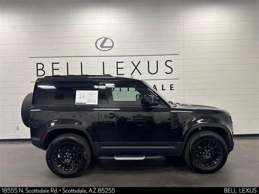 2022 Land Rover Defender 90 Standard