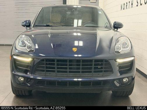 Night Blue Metallic 2017 Porsche Macan Macan