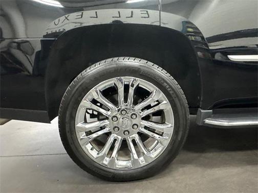 2017 Cadillac Escalade Luxury