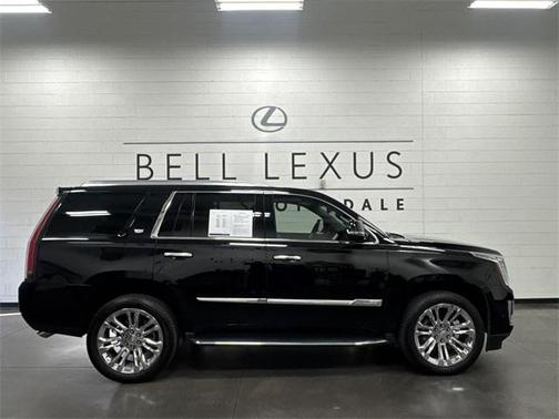 2017 Cadillac Escalade Luxury