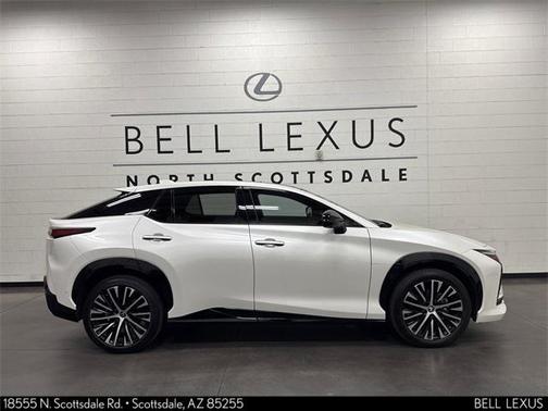 2023 Lexus RZ 450e Luxury