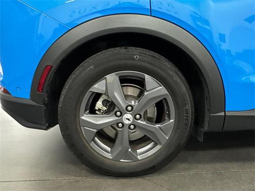 2022 Ford Mustang Mach-E Select